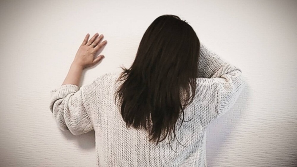 男偷拍高職女還PO網販賣　辯「只是想留念」法官重判9年