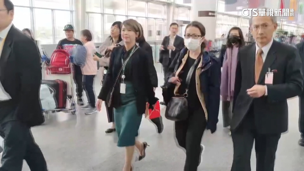 蕭美琴今早赴外交部述職　並請辭「駐美大使」