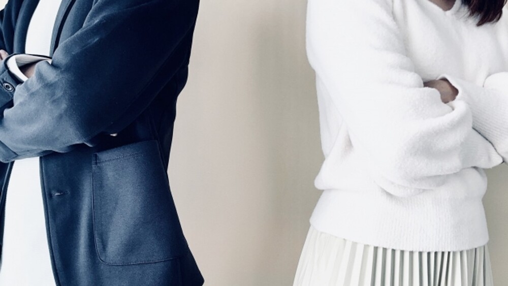 夫搬中國神隱20年！孩去世竟問「遺產怎麼分」妻心寒求離