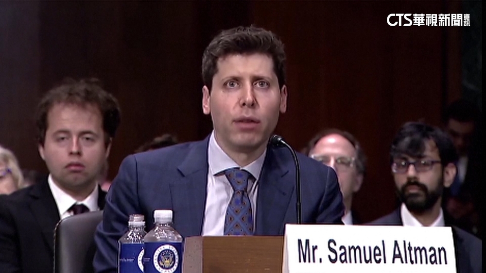 OpenAI董事會軟化　與阿特曼商討回鍋可能性