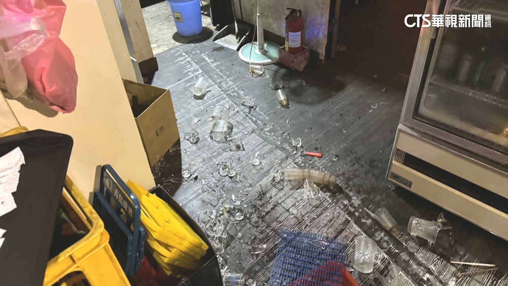 花蓮醉男砸店鬧事！　警到場還襲警　男遭壓制上銬