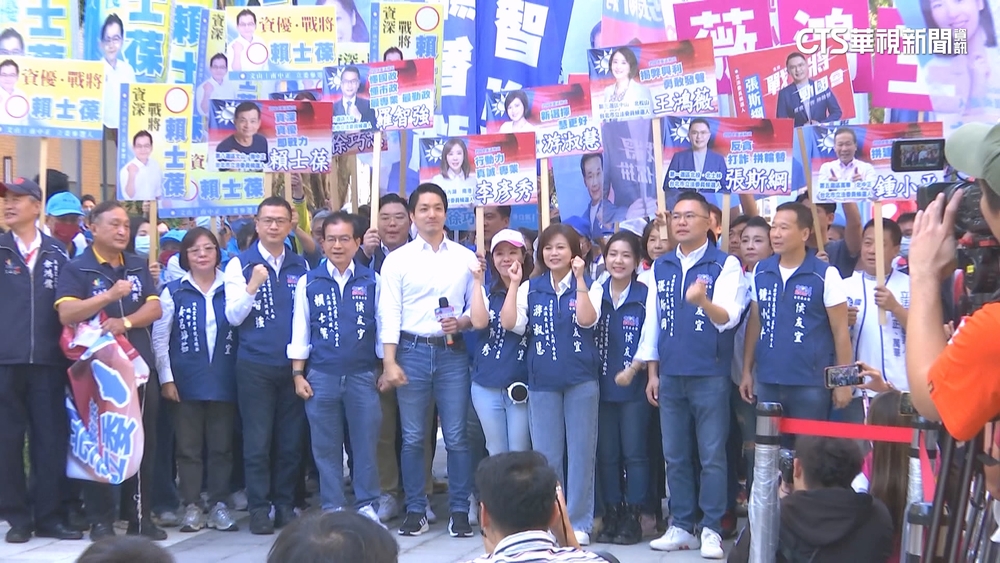人氣王代打！　陪參選人登記　蔣：侯行程早已規劃