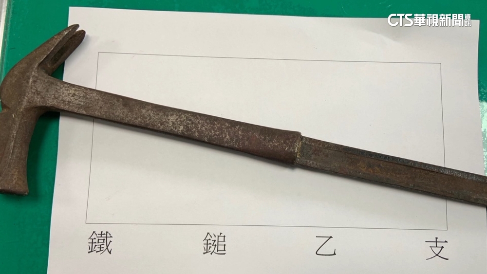 醉男醫院外「持利器遊蕩」　見警竟叫囂嗆開槍