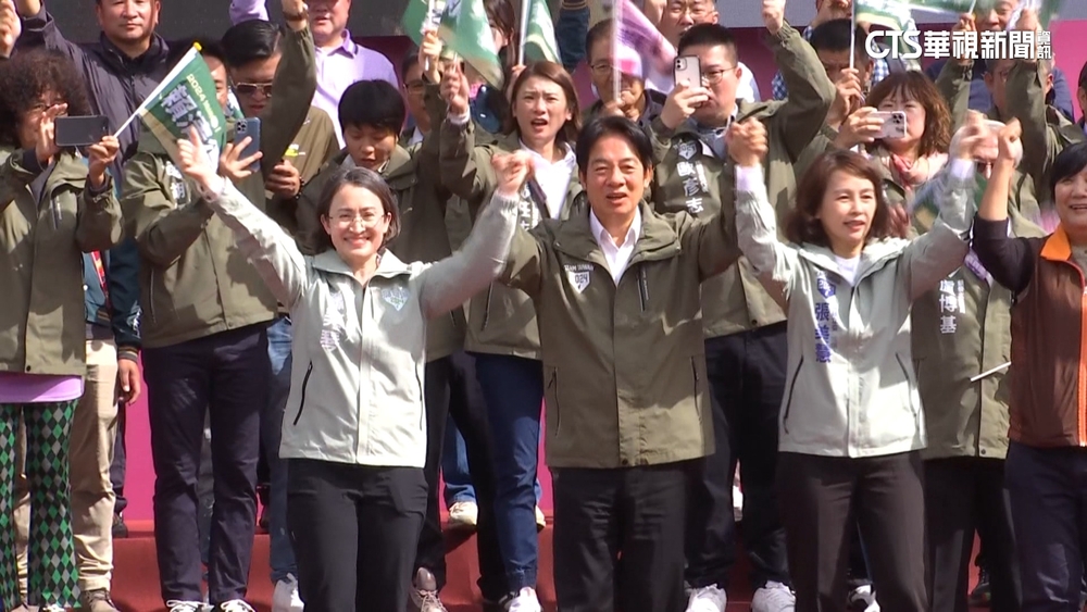 「賴蕭配」首度合體造勢　蕭美琴哽咽謝花蓮人陪伴