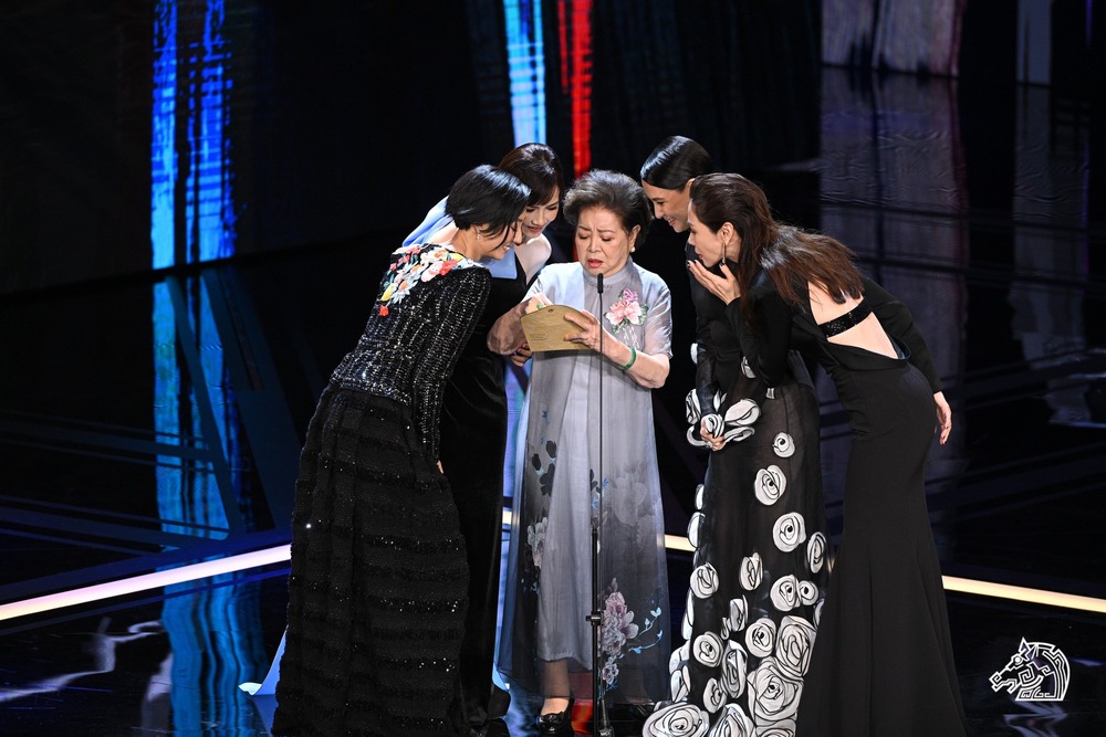 金馬影后「突槌」念錯名掀高潮　陳淑芳透露「偷加戲」內幕