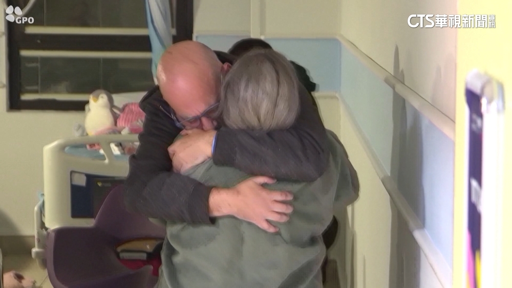 以哈3波「停火換人質」　成功獲釋人質喜極而泣