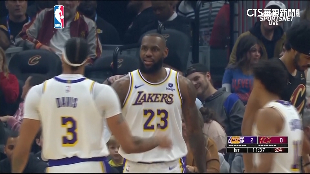 現役最老球員再寫紀錄　詹皇出手數史上第1