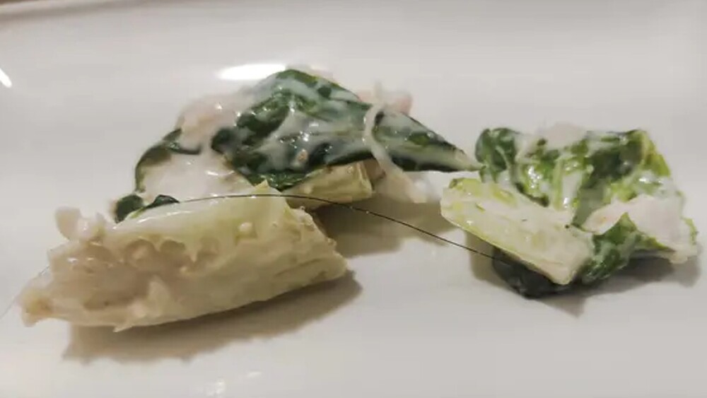 好市多沙拉、奶油酥遭控「吃到頭髮」　業者回應了