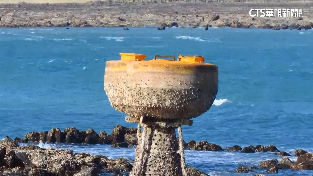 外觀酷似飛碟　澎湖海域出現不明漂流物
