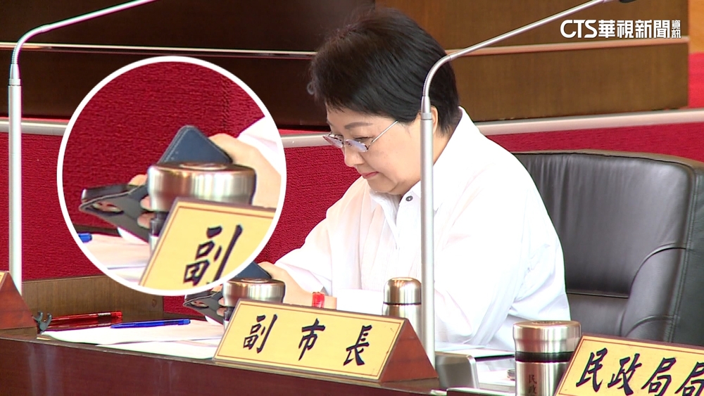 不滿「台中浮洲說」 議員轟別滑手機 盧：查資料