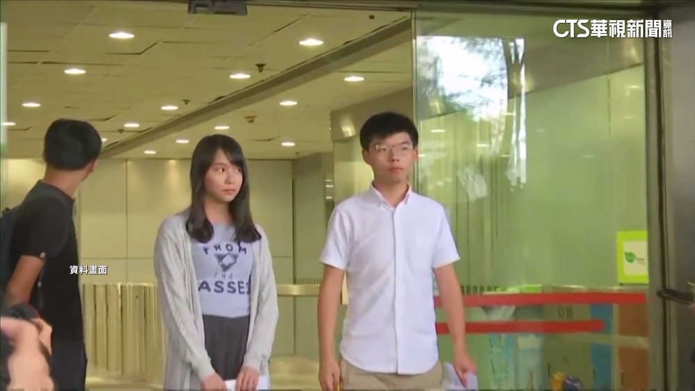 棄保流亡加拿大　「學運女神」周庭宣布不回港