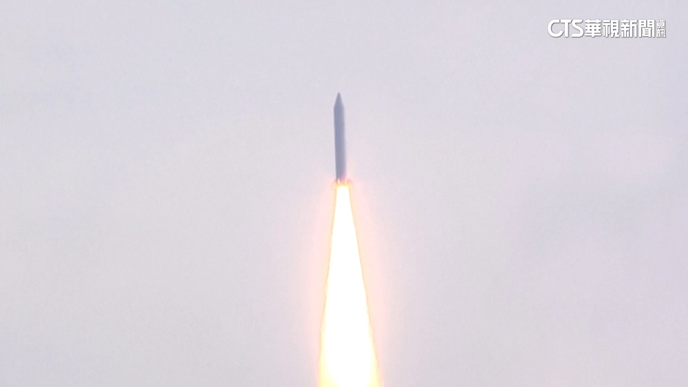 兩韓太空競賽加速　南韓固態燃料火箭升空