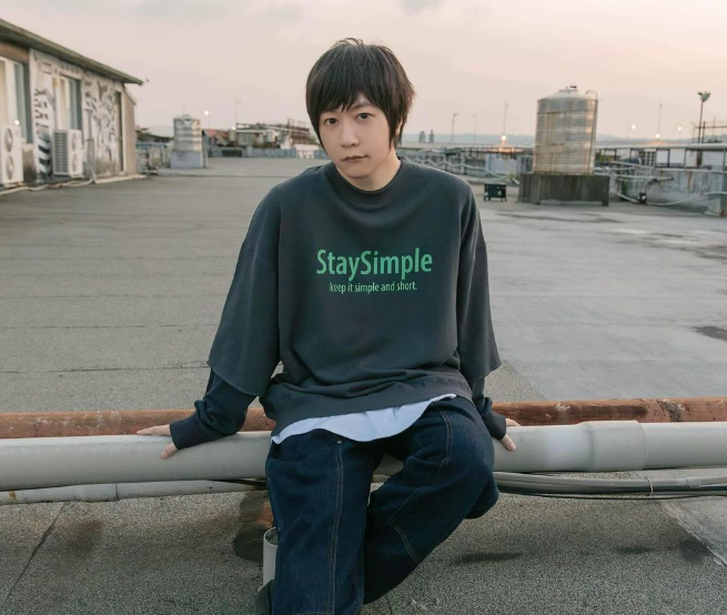 五月天阿信生日發文「人生可以很簡單」　遭中國網友酸：唱歌其實很簡單