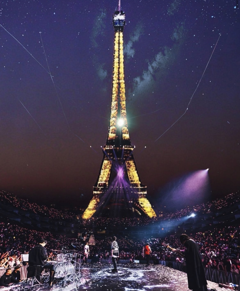 五月天巴黎演唱會「全程直播」駁假唱！　演唱會後阿信首發聲：謝謝每個你