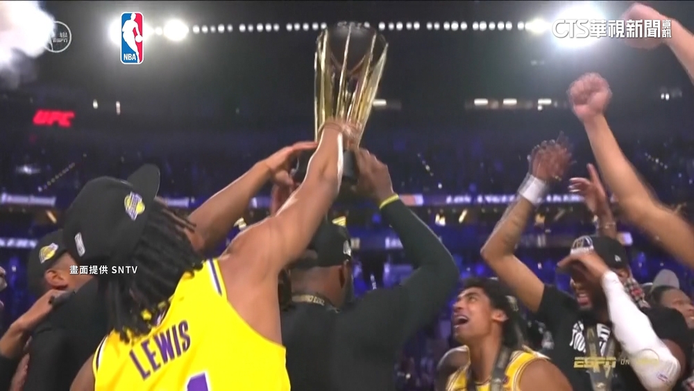 LA正夯！　LeBron聯手AD　湖人季中錦標賽奪冠