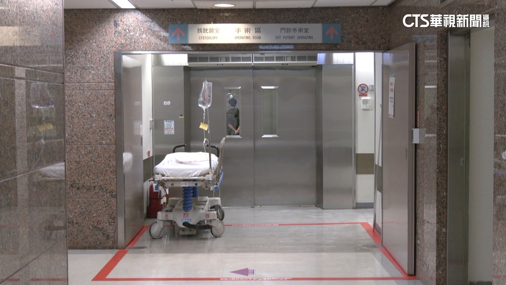 醫材業務闖手術房偷拍！？　王必勝：檢討院方管理SOP