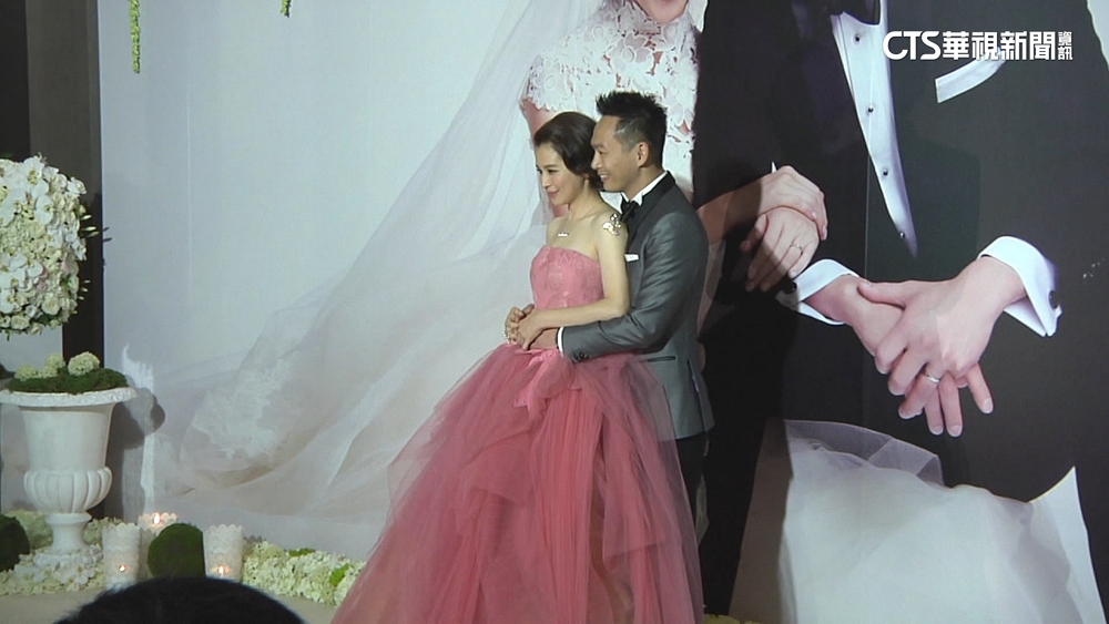 徐若瑄與富商夫離婚 「盡最大努力仍克服不了雙方差異」