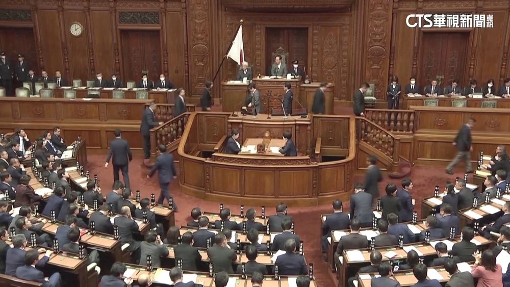 捲政治獻金風暴　岸田內閣「安倍派」全員請辭