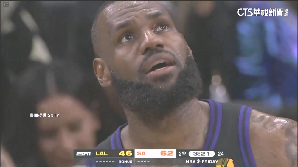 湖人輸西區墊底馬刺　「悲情」詹皇眼睛3度挨打