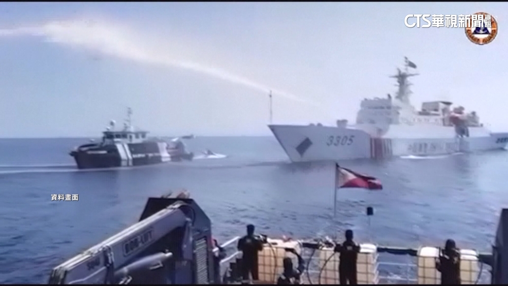 中船隻湧仁愛暗沙　菲防長控把南海變中國湖泊