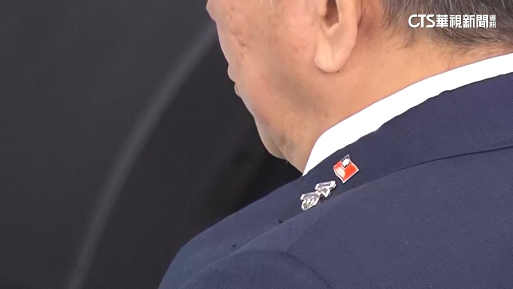 金融政見會吳欣盈侃侃而談　「轟藍綠」柯文哲開嗆