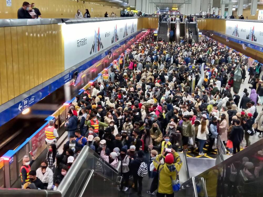 跨年夜規劃看這！北捷連42小時營運　信義計畫區分3階段交管