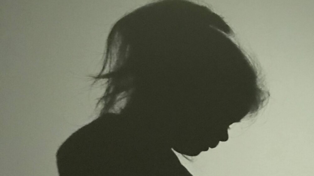 控國中公民男師「變態跟蹤狂」　法官一查：妳才是性騷犯　