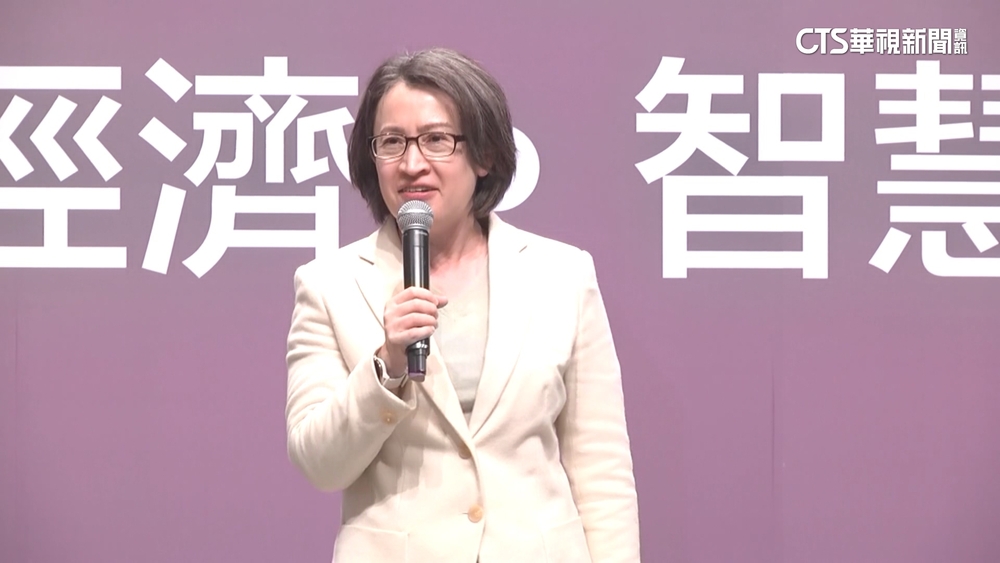 蕭馬不停蹄！桃演講談國際趨勢　晚赴竹青年座談
