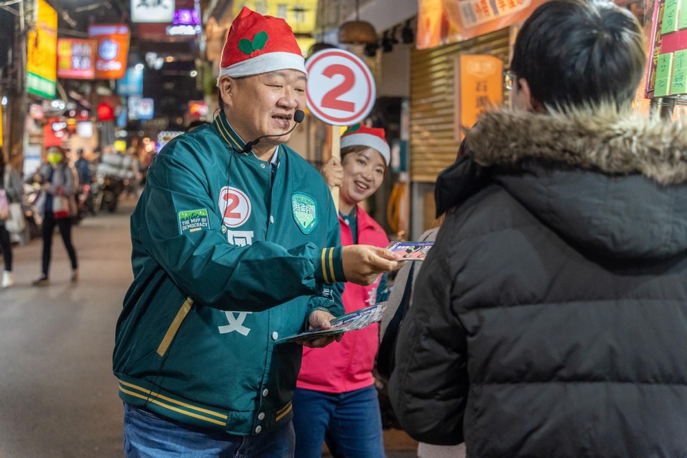 何博文遭判定論文抄襲！ 撤銷其淡江大學碩士學位