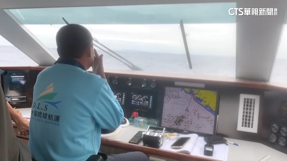 海虎潛艦3官兵落海失聯　小琉球船家動員協尋