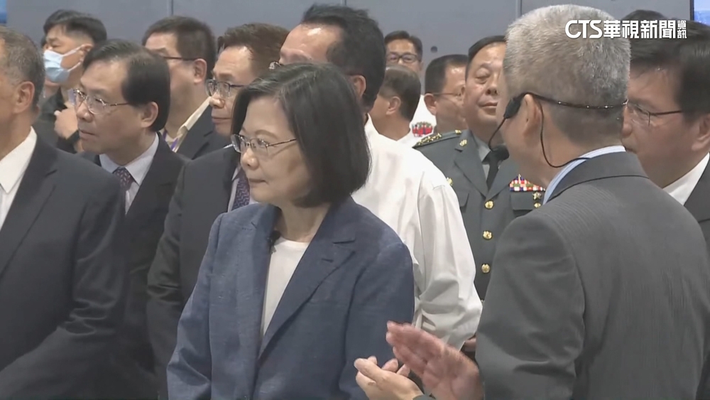 國三生遭割頸亡！　蔡英文：社會安全網有不足、中央會和地方一起努力