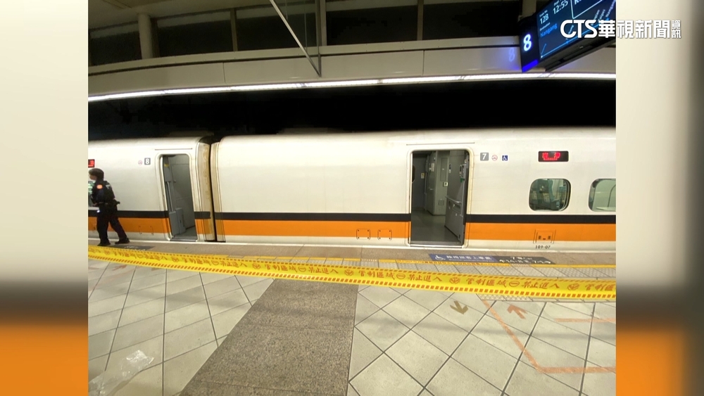 連假首日高鐵傳爆裂物？　防爆人員拆開「腐爛水果」