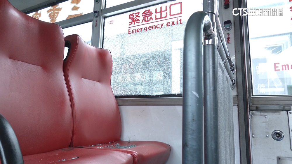 起重機收吊臂砸碎對向公車窗　北市府最重罰30萬