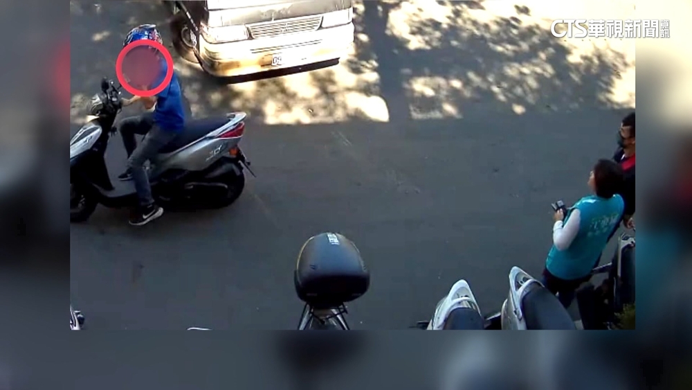 江肇國控團隊遭比不雅手勢　羅廷瑋團隊駁：跟司機道謝