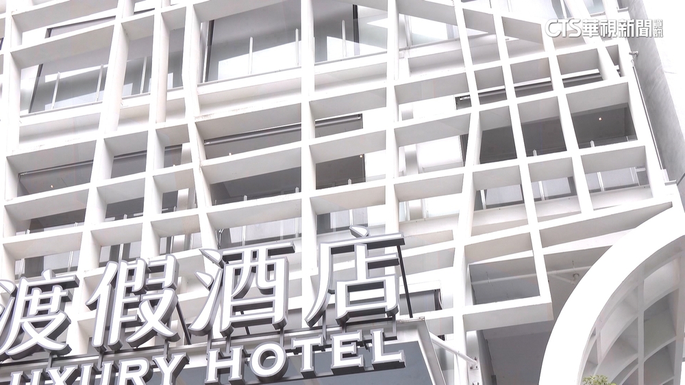 客控半夜狂播粵語歌20分鐘擾眠　飯店：機器異常