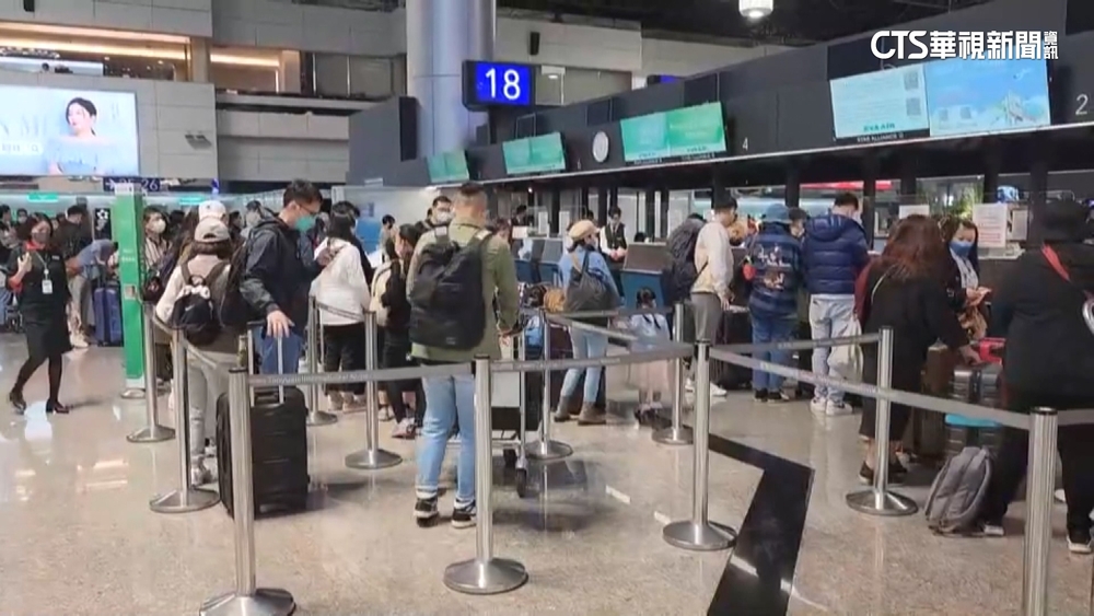 新冠疫情升溫！今起桃機提供旅客快篩　發放地點、時間一次看