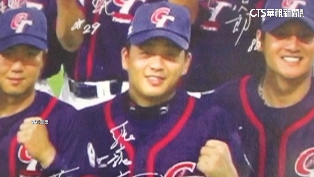 回家了！張誌家骨灰回台與父同葬　12日將舉行告別式