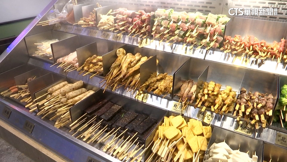 韓客愛上台灣串燒！　肉品.蔬菜多樣又美味