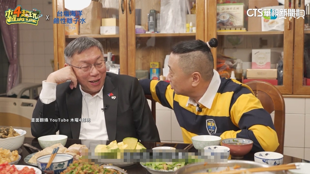 柯台中車掃拚陸戰　支持者「穿青蛙.恐龍裝」加油