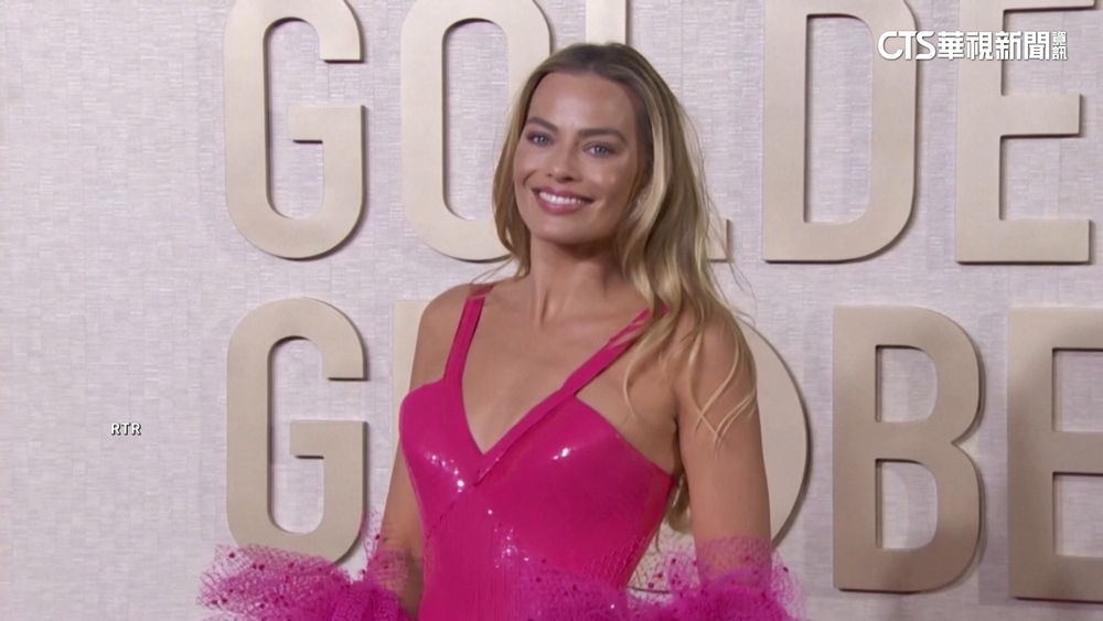 81屆金球獎頒獎典禮登場　女星紅毯爭奇鬥艷