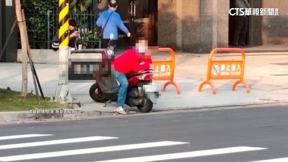 女車主獨坐車上遭陌生男強拉門把　引社區恐慌