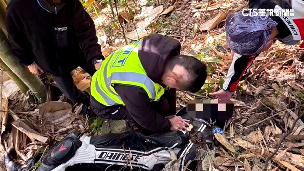 騎士「阿婆彎」摔車墜4米邊坡　「飛醫」急協助搶命