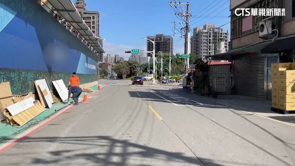 天外飛來木板！疑拆屋風太大　險砸人恐挨罰1.8萬