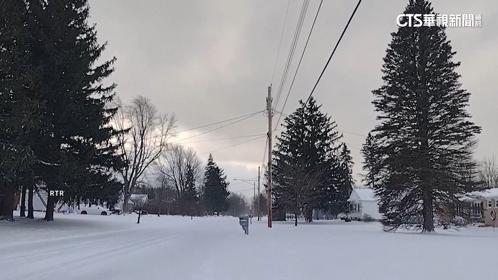 北極風暴肆虐美！80%地區探零度　逾3700航班取消