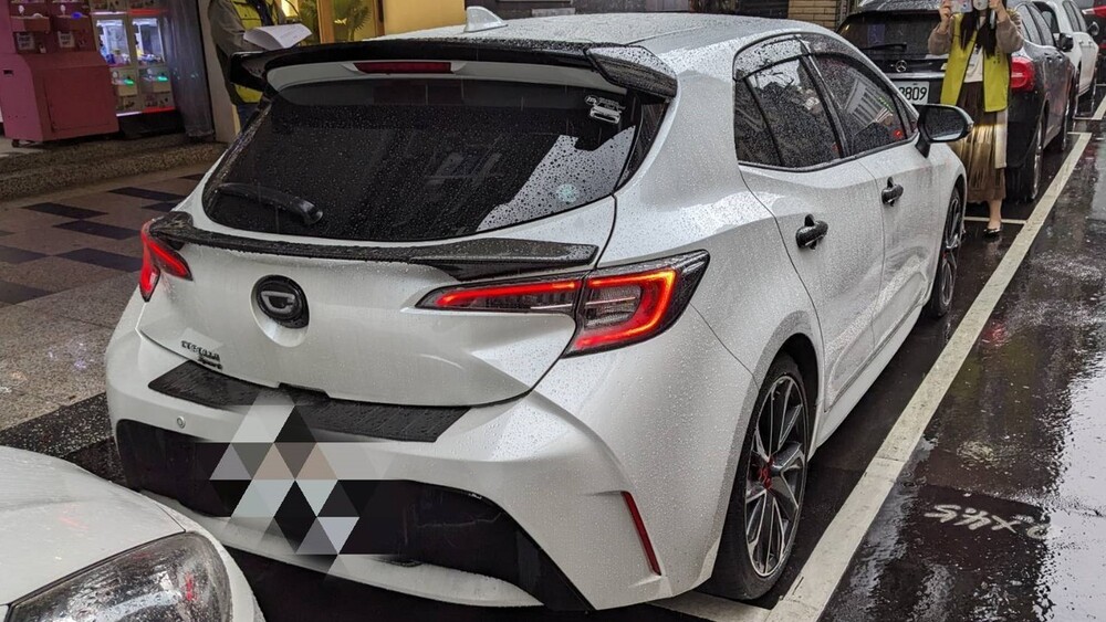 男車上呼呼大睡　「突被貼封條」驚醒　他欠3萬多元全繳清