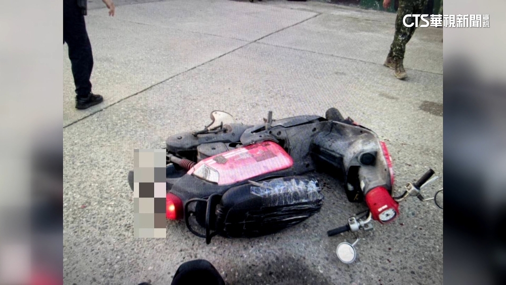 騎機車撞軍車「丟下女友」　通緝犯逃4小時投案