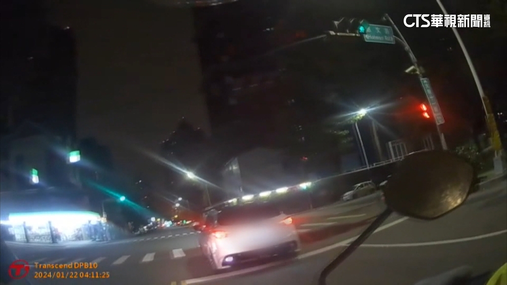 拒酒測催油門逃撞2車　4乘客未阻酒駕連帶罰