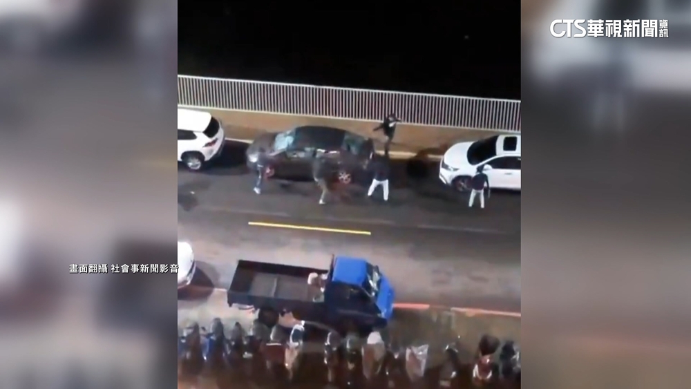 囂張！基隆球棒隊砸車　「惡煞還在逃」居民心驚