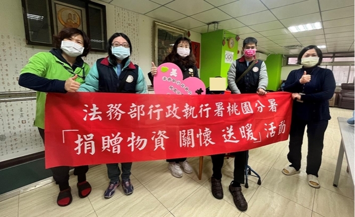 酒駕男欠3萬「中風無法自理」　桃園分署探訪還送慰問金