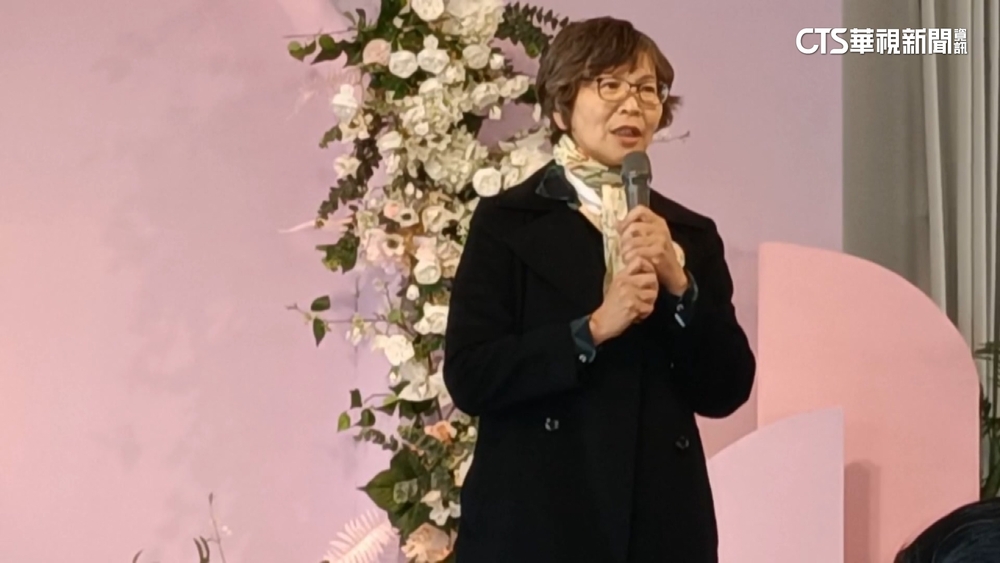 蔡壁如出席民眾黨中部尾牙　職稱變「中央委員」惹聯想